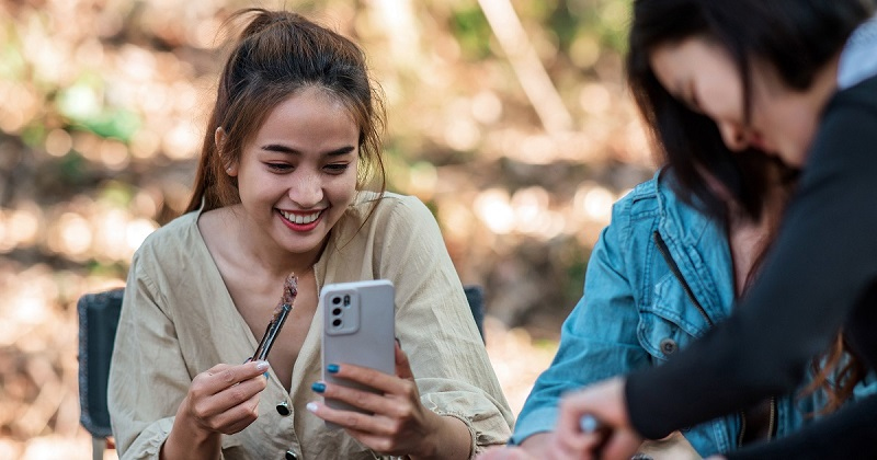 Pengiriman Smartphone Dunia Q1-2024 Capai 289 Juta&nbsp;Unit