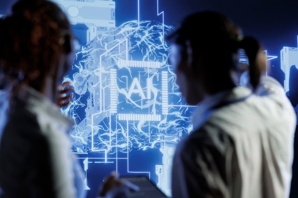 IMD Serukan Antisipasi Dampak AI, Ancam Pekerja&nbsp;Perempuan